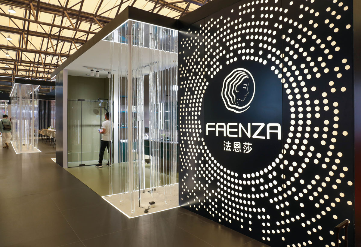 ���˹��ʹ���-׷�󿵽�,����һ������