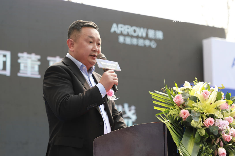 ���˹��ʹ���-׷�󿵽�,����һ������