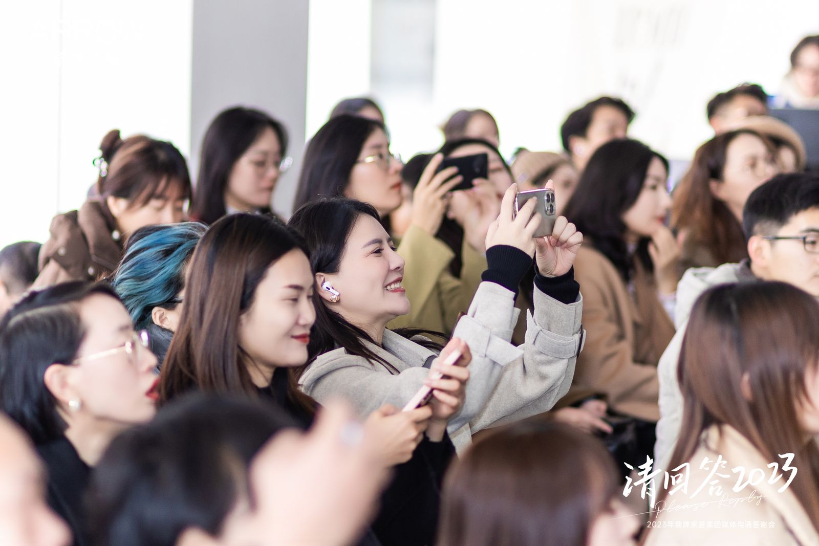 ���˹��ʹ���-׷�󿵽�,����һ������