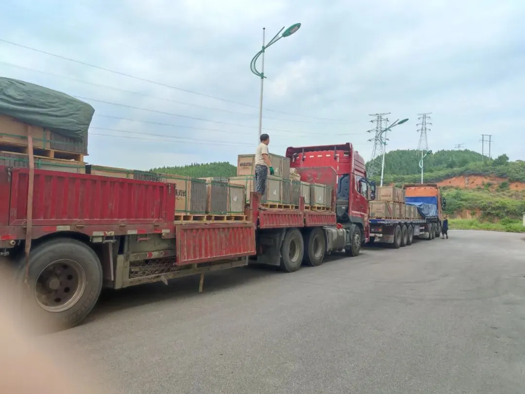 ���˹��ʹ���-׷�󿵽�,����һ������