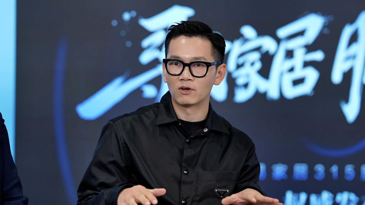 ���˹��ʹ���-׷�󿵽�,����һ������