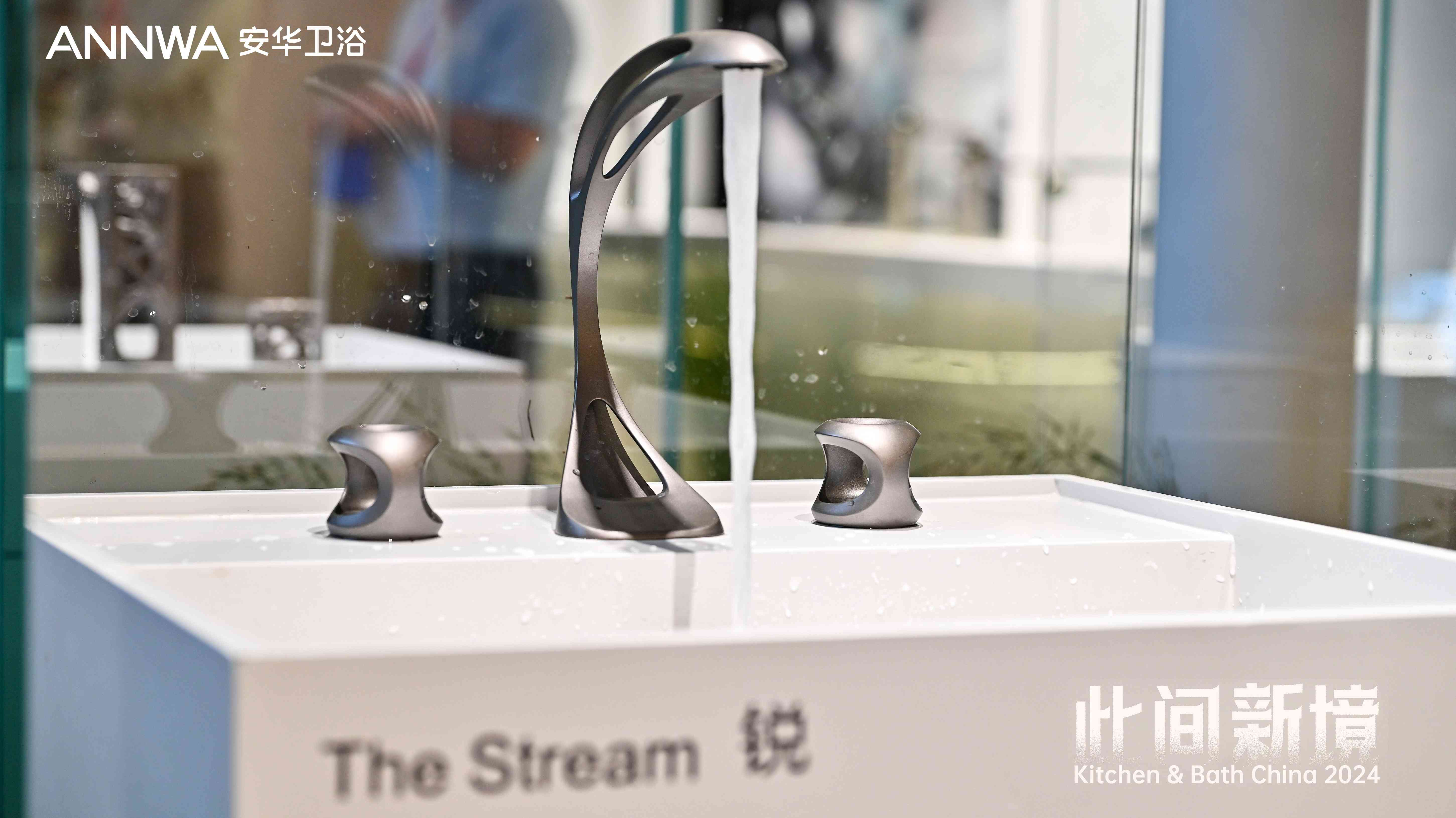 ���˹��ʹ���-׷�󿵽�,����һ������