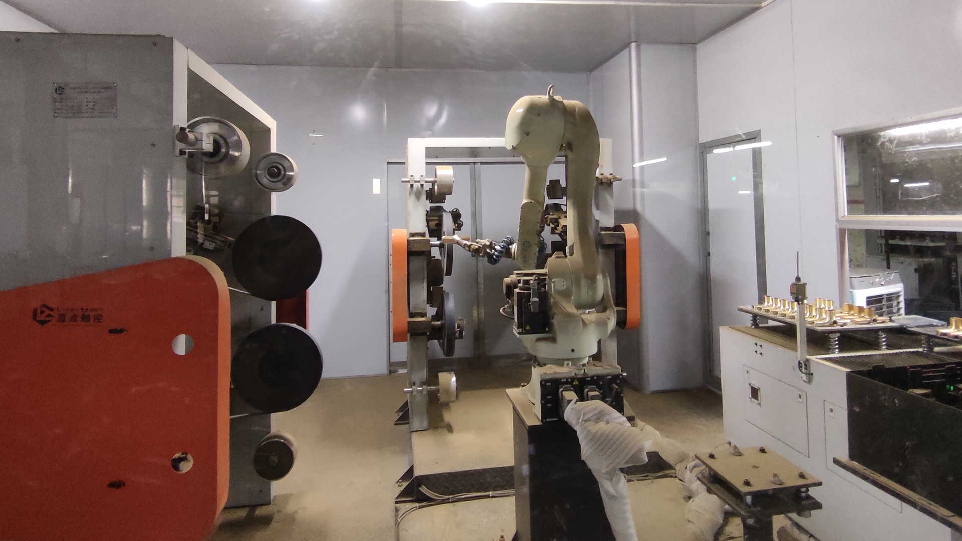 ���˹��ʹ���-׷�󿵽�,����һ������