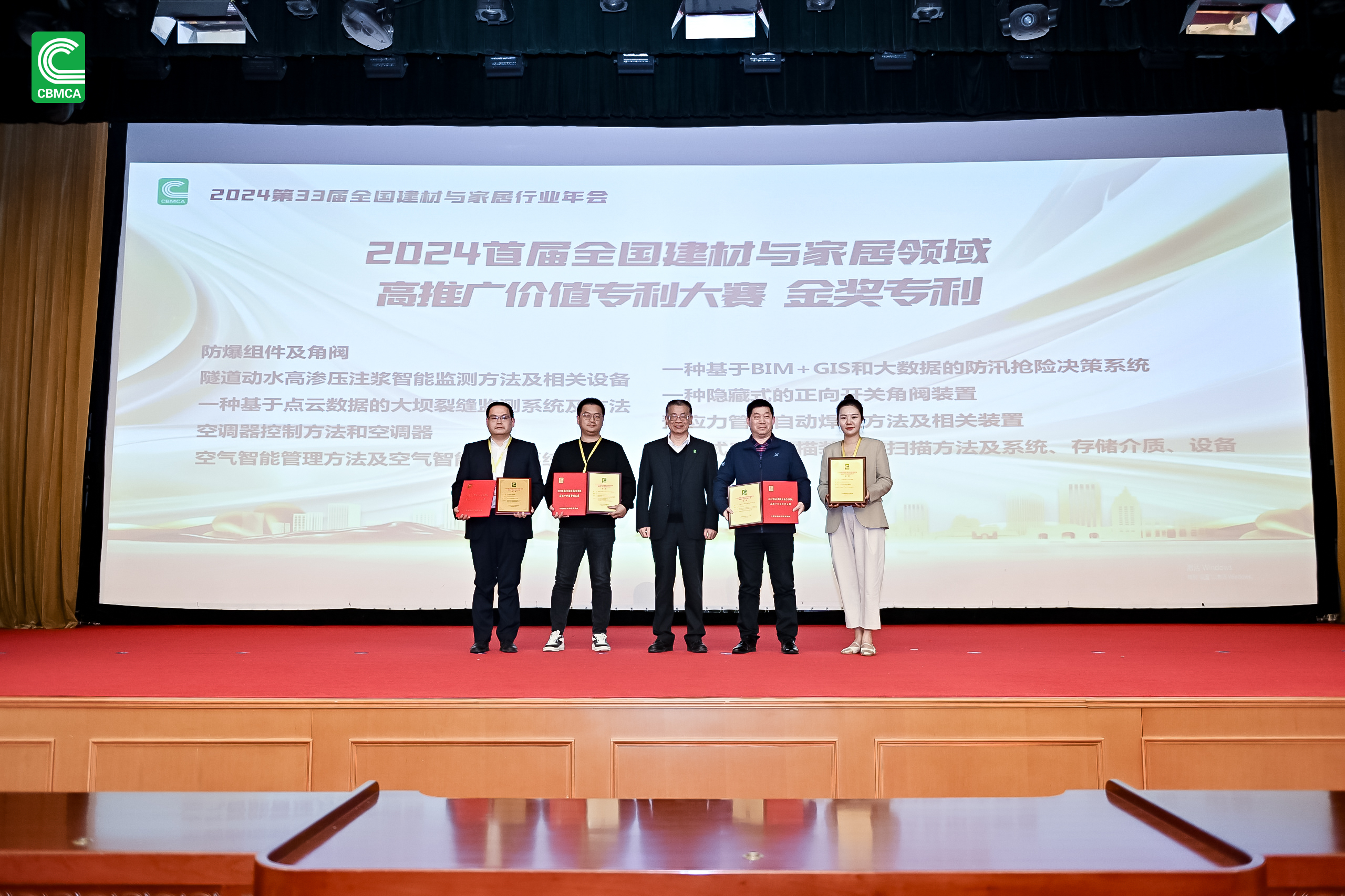 ���˹��ʹ���-׷�󿵽�,����һ������