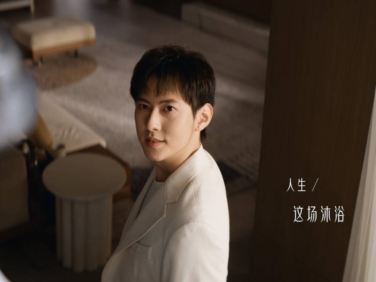 ���˹��ʹ���-׷�󿵽�,����һ������